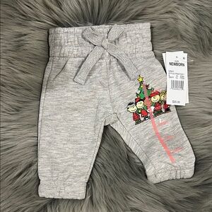 NWT Peanuts Christmas Sweatpants sz Newborn